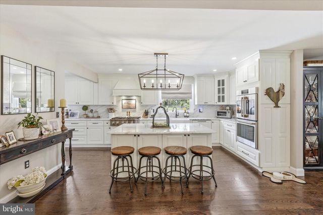 20 N CERVETTO RD, Little Egg Harbor Twp, NJ 08087