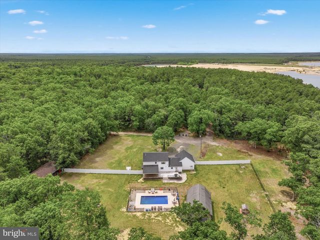 20 N CERVETTO RD, Little Egg Harbor Twp, NJ 08087