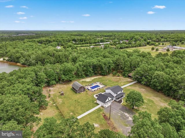 20 N CERVETTO RD, Little Egg Harbor Twp, NJ 08087