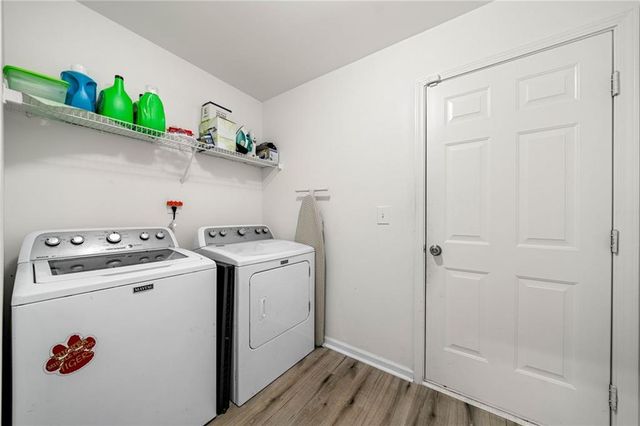 823 Langley View Court, Loganville, GA 30052
