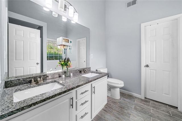 823 Langley View Court, Loganville, GA 30052