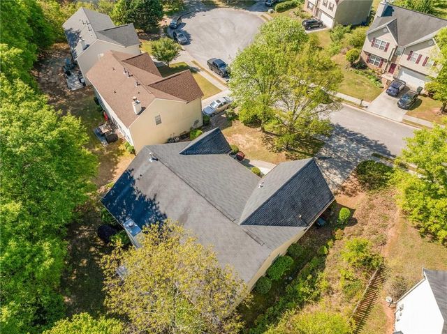 823 Langley View Court, Loganville, GA 30052