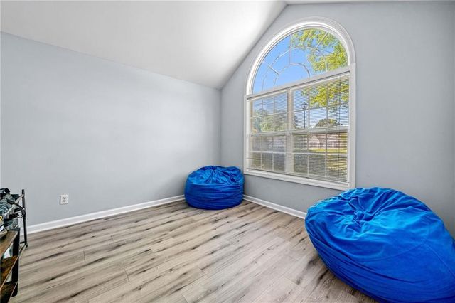 823 Langley View Court, Loganville, GA 30052