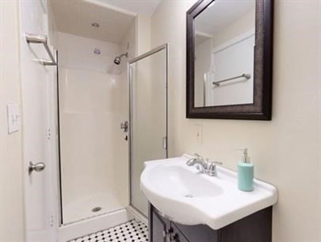 137 Glenville Ave 2, Boston, MA 02134