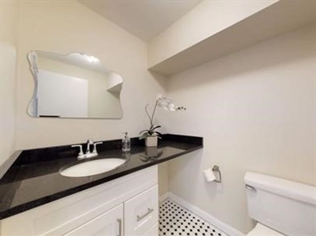 137 Glenville Ave 2, Boston, MA 02134