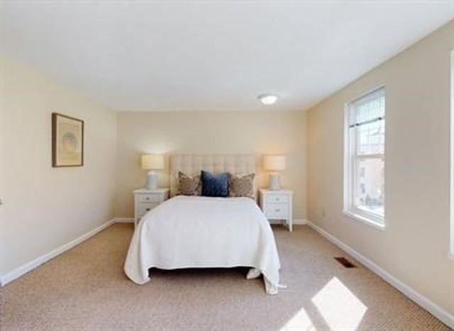 137 Glenville Ave 2, Boston, MA 02134