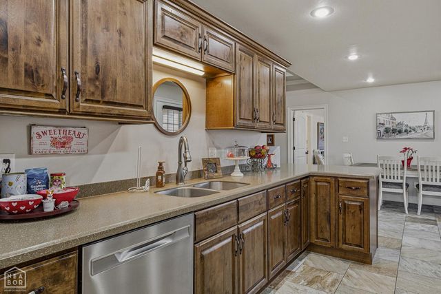 6044 Prairie Meadows Drive, Jonesboro, AR 72404