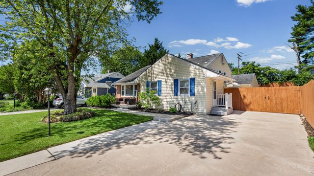 8930 PARLO RD, Baltimore, MD 21236