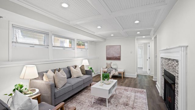 8930 PARLO RD, Baltimore, MD 21236
