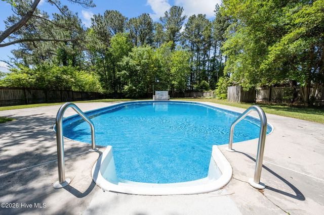 905 Winchester Road, Jacksonville, NC 28546