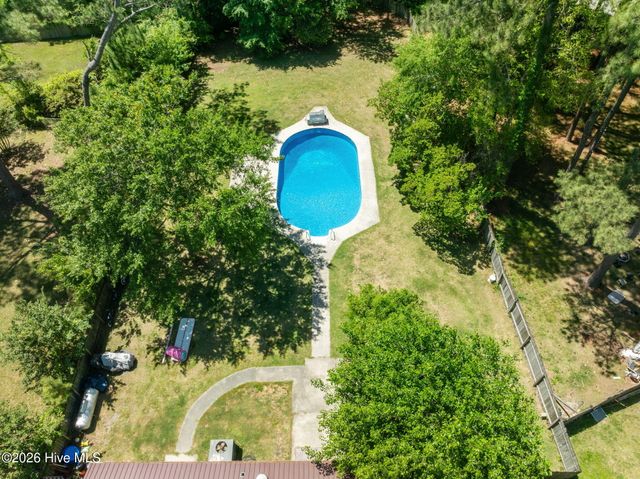 905 Winchester Road, Jacksonville, NC 28546