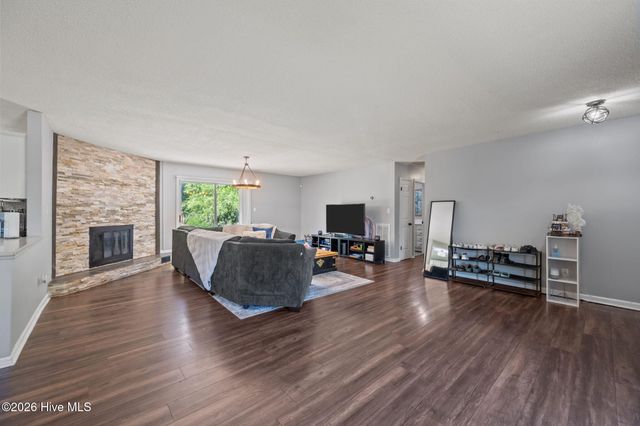 905 Winchester Road, Jacksonville, NC 28546