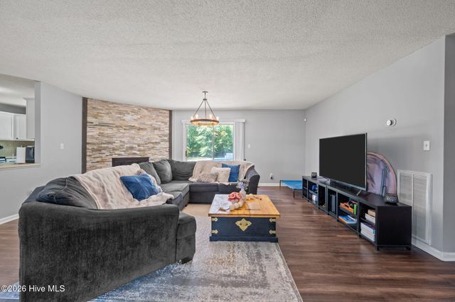 905 Winchester Road, Jacksonville, NC 28546