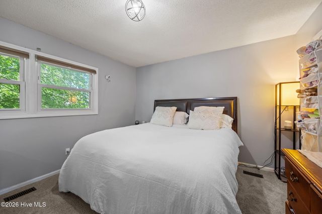 905 Winchester Road, Jacksonville, NC 28546