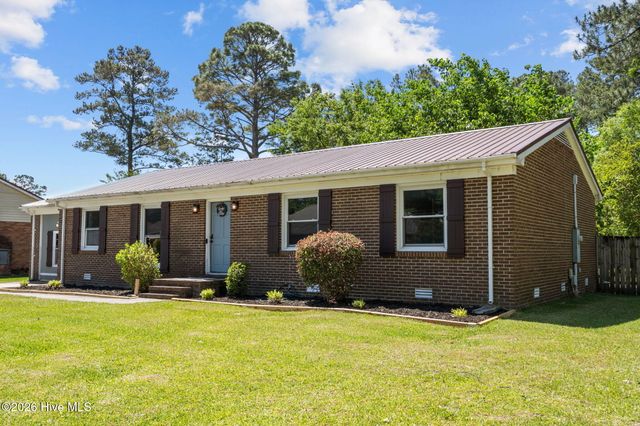 905 Winchester Road, Jacksonville, NC 28546