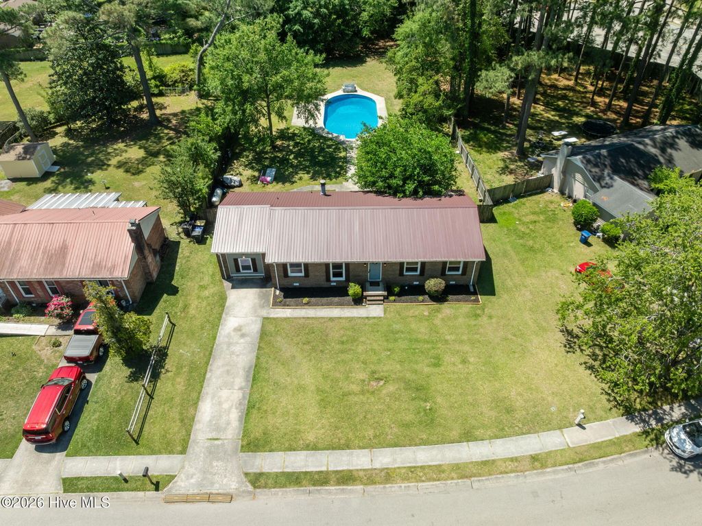 905 Winchester Road, Jacksonville, NC 28546