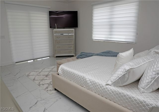 11888 Hickory Estate CIR, Fort Myers, FL 33913