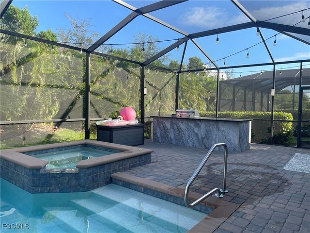 11888 Hickory Estate CIR, Fort Myers, FL 33913