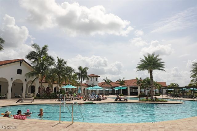 11888 Hickory Estate CIR, Fort Myers, FL 33913