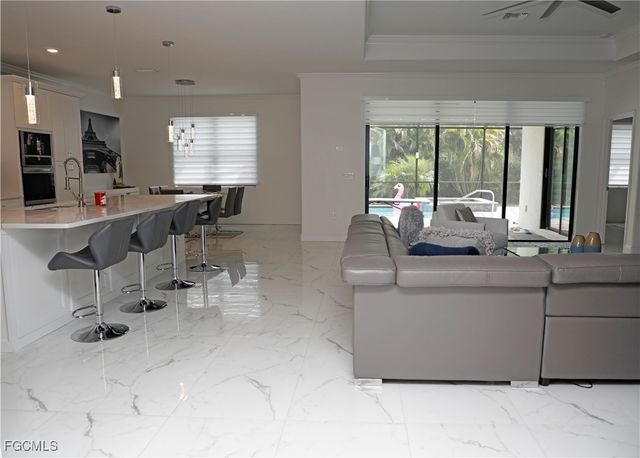 11888 Hickory Estate CIR, Fort Myers, FL 33913