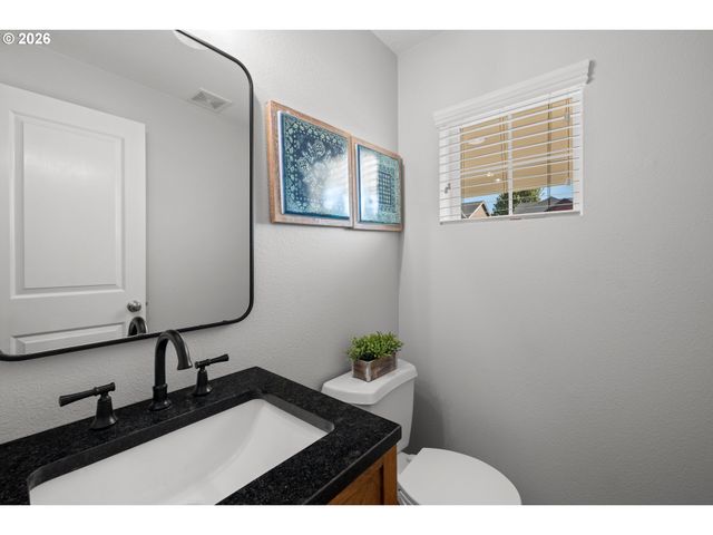 16197 Se JASPER Dr, Happy Valley, OR 97089