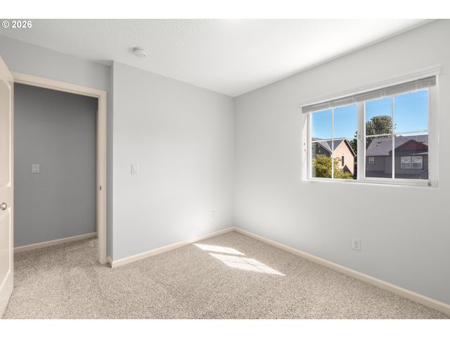 16197 Se JASPER Dr, Happy Valley, OR 97089