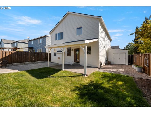 16197 Se JASPER Dr, Happy Valley, OR 97089