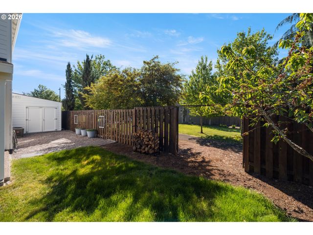 16197 Se JASPER Dr, Happy Valley, OR 97089
