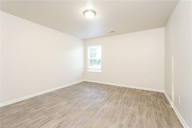 3960 Foliage Drive, Winston-salem, NC 27101