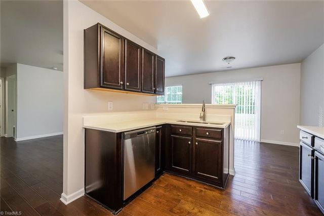 3960 Foliage Drive, Winston-salem, NC 27101