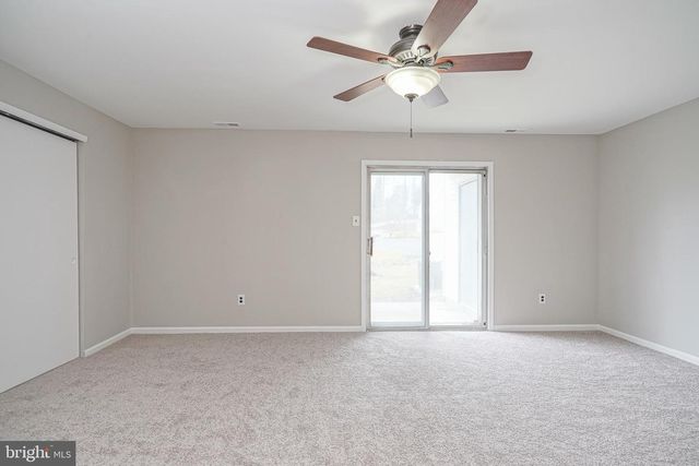 285 KNOLL DR, Blackwood, NJ 08012