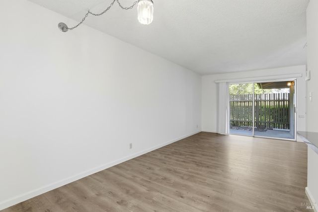 67 Roundtree Blvd, San Rafael, CA 94903