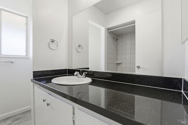 67 Roundtree Blvd, San Rafael, CA 94903