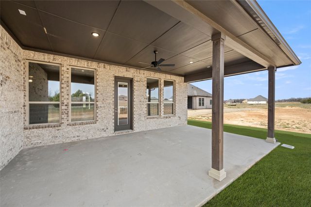 6013 Valley View Drive, Joshua, TX 76058