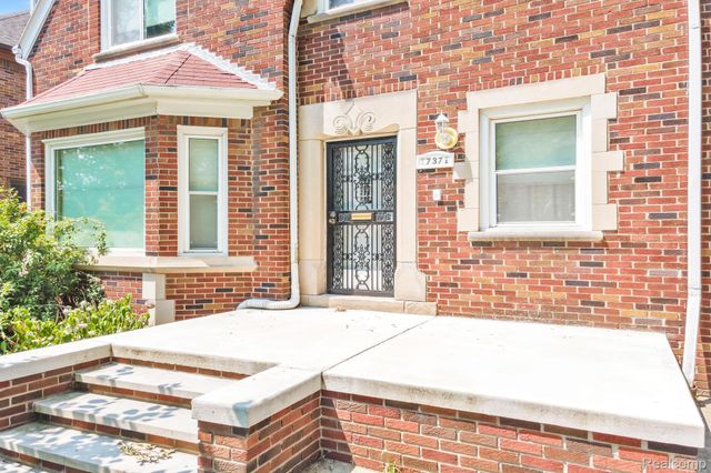 17371 Greenlawn Street, Detroit, MI 48221