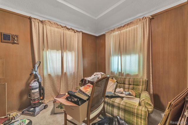 17371 Greenlawn Street, Detroit, MI 48221