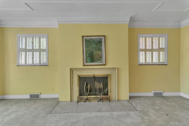 17371 Greenlawn Street, Detroit, MI 48221