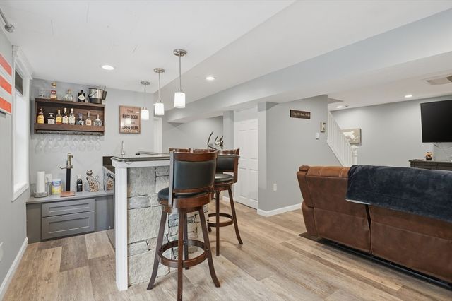 97 Carroll Hill Rd, Charlton, MA 01507