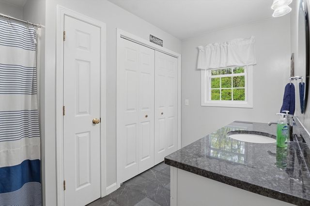 97 Carroll Hill Rd, Charlton, MA 01507