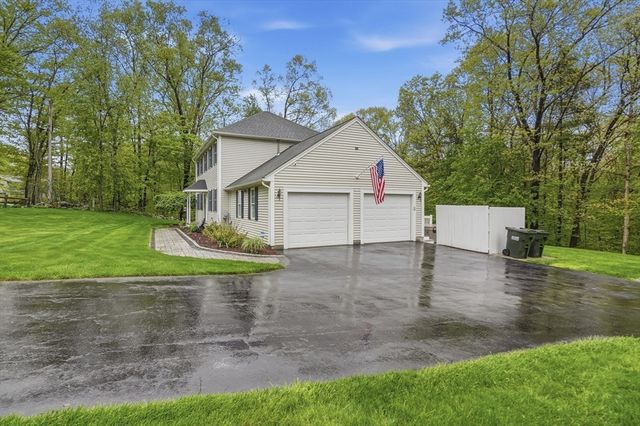 97 Carroll Hill Rd, Charlton, MA 01507