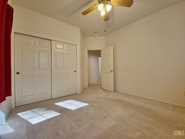 1508 Fieldspring Drive, Bakersfield, CA 93311