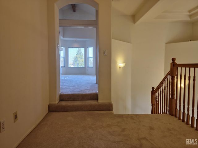 1508 Fieldspring Drive, Bakersfield, CA 93311