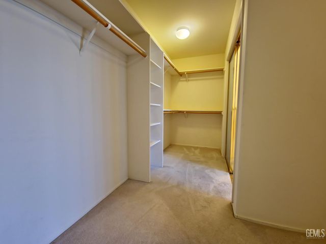 1508 Fieldspring Drive, Bakersfield, CA 93311