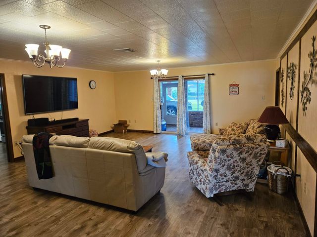 9704 East Park Ave, Houma, LA 70363