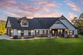 595 S Oakwood Trail, Noel, MO 64854