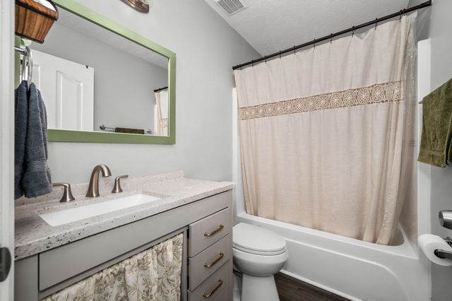 4961 Camborne Cir, Murfreesboro, TN 37129