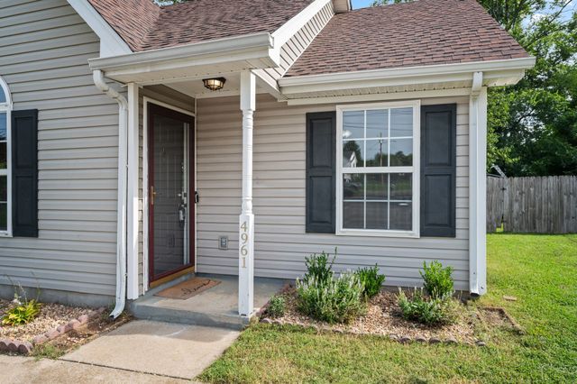 4961 Camborne Cir, Murfreesboro, TN 37129