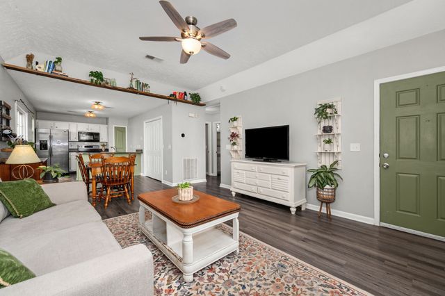4961 Camborne Cir, Murfreesboro, TN 37129