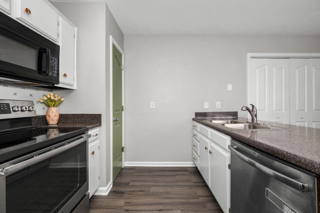 4961 Camborne Cir, Murfreesboro, TN 37129