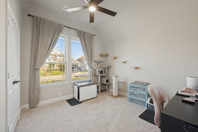 1029 River Oaks Drive, Godley, TX 76044